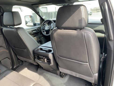 Used 2025 GMC Sierra 3500 AT4 w/ AT4 Premium Plus Package image 32