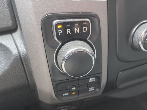 Used 2016 RAM 1500 Express w/ Black Ram 1500 Express Group AWD/4WD image 13