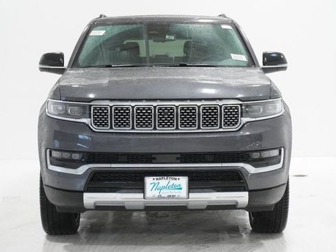 Used 2023 Jeep Grand Wagoneer Series II image 3