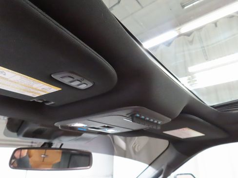 Used 2024 Ford F250 Platinum image 31