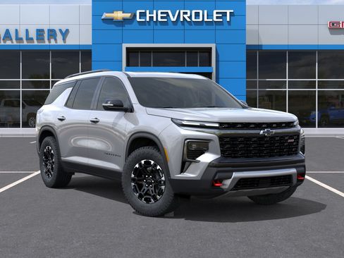 New 2027 Chevrolet Traverse Z71 w/ Driver Confidence Package AWD/4WD image 8