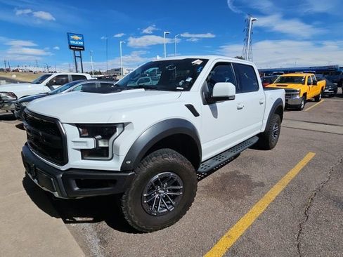 Used 2019 Ford F150 Raptor w/ Equipment Group 802A Luxury image 10