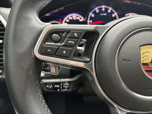 Used 2023 Porsche Cayenne Coupe AWD/4WD image 6
