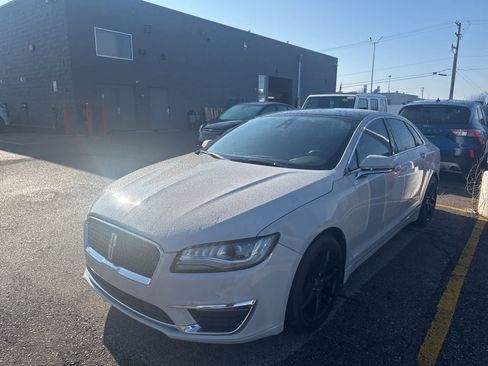 Used 2020 Lincoln MKZ Reserve w/ Elements Package image 2