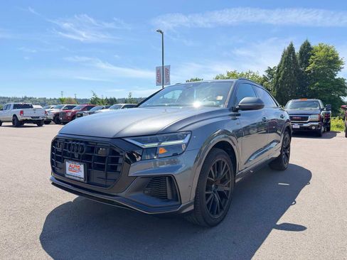 Used 2020 Audi Q8 Premium Plus w/ Premium Plus Package AWD/4WD image 4