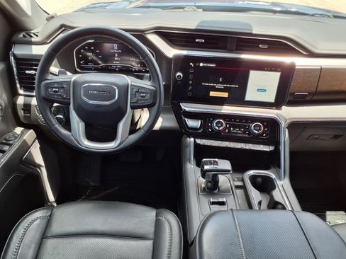 Used 2024 GMC Sierra 1500 Denali w/ Denali Reserve Package AWD/4WD image 13