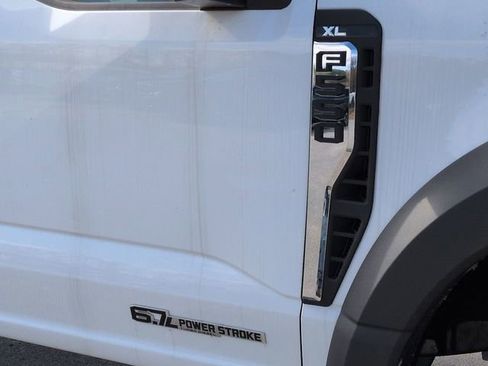 New 2025 Ford F550 4x4 Crew Cab Super Duty image 12