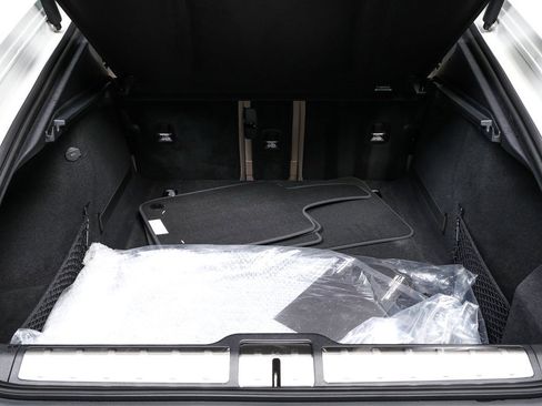 New 2026 Porsche Panamera image 31