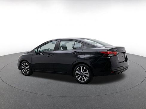 Used 2025 Nissan Versa SV FWD image 7