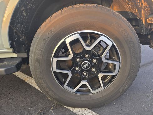 Used 2021 Ford Bronco Outer Banks AWD/4WD image 37