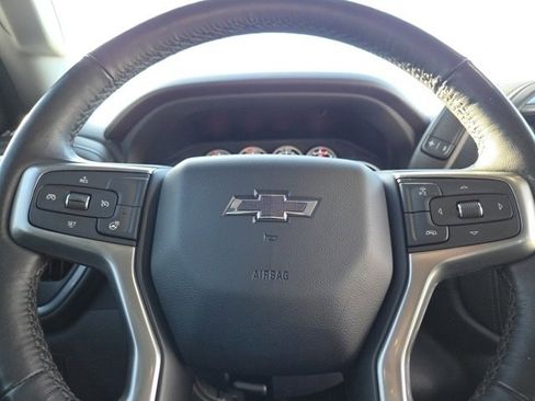 Used 2022 Chevrolet Silverado 1500 LT Trail Boss w/ LT Trail Boss Premium Package image 36