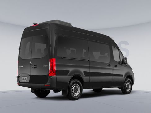 Used 2024 Mercedes-Benz Sprinter 2500 image 4