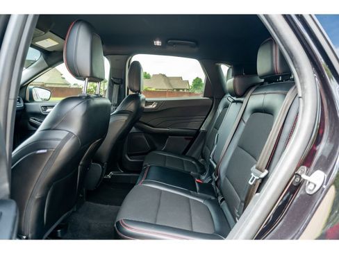 Used 2024 Ford Escape ST-Line FWD image 13