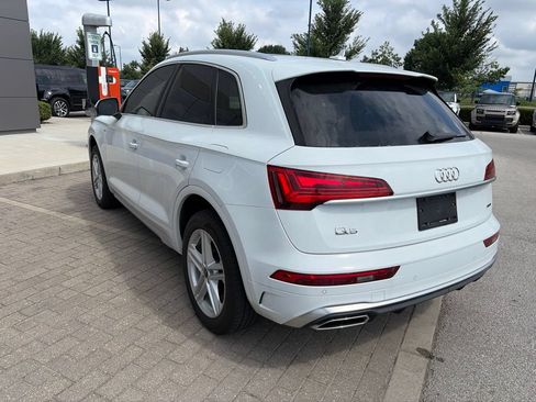 Used 2024 Audi Q5 e Premium Plus AWD/4WD image 7
