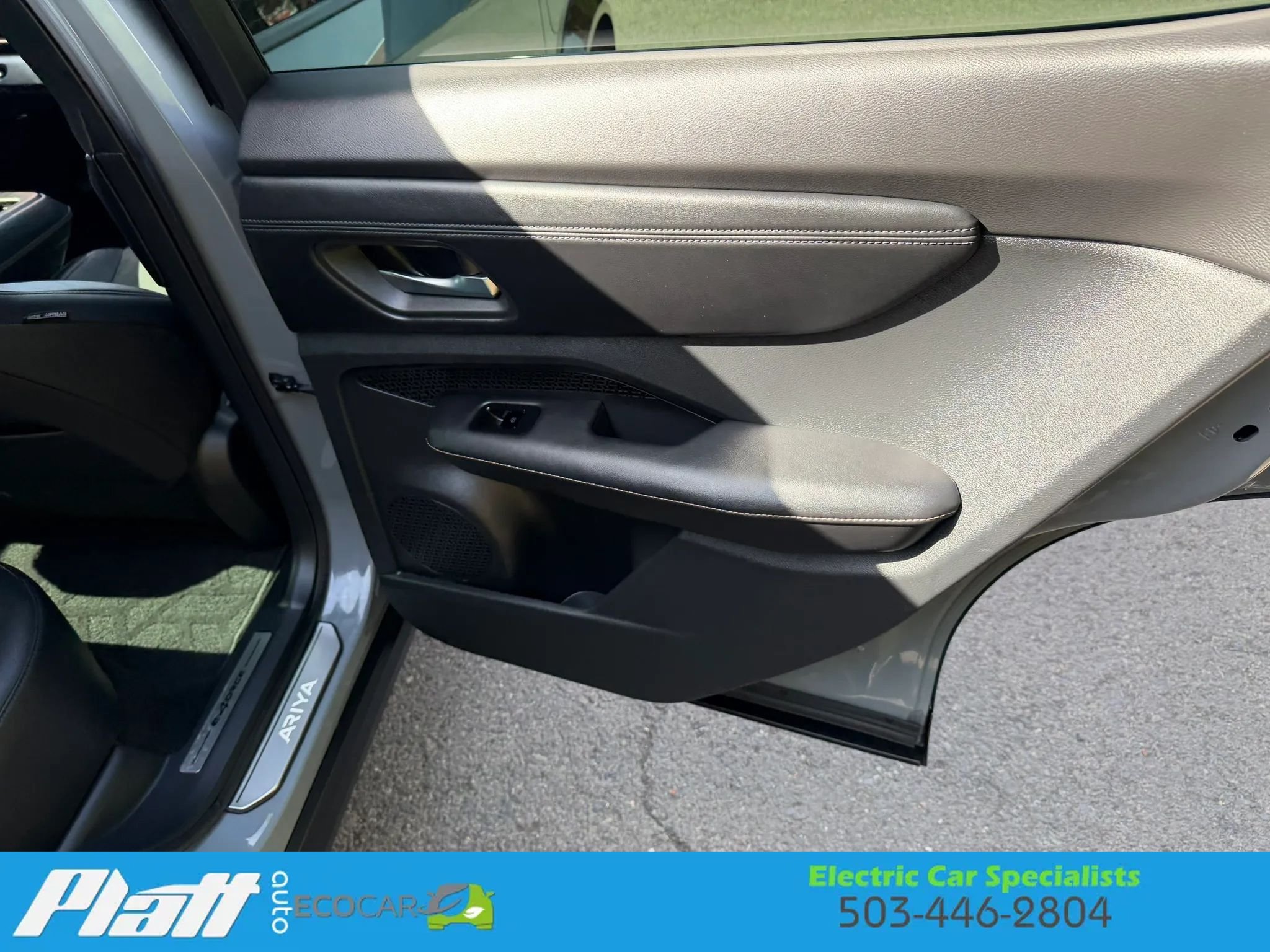 Used 2024 Nissan Ariya AWD image 37