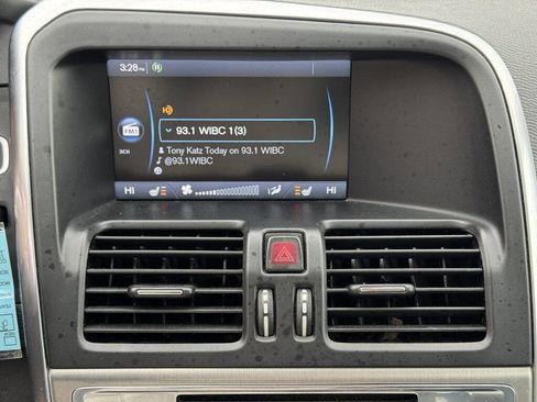 Used 2012 Volvo XC60 3.2 image 18