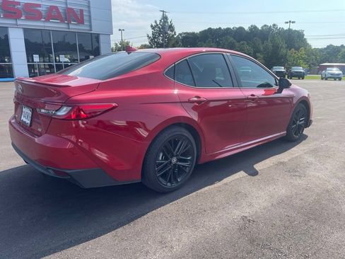 Used 2026 Toyota Camry SE FWD image 2