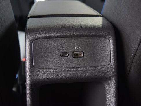 Used 2024 Buick Envista Sport Touring w/ Convenience I Package FWD image 40