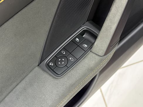 Certified 2023 Porsche 911 Carrera GTS RWD image 25