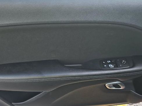 Used 2018 Dodge Challenger R/T Scat Pack w/ Driver Convenience Group RWD image 9