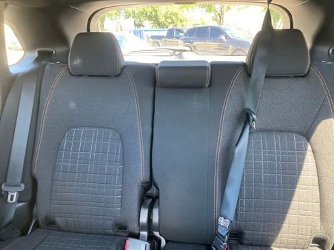 Used 2025 Honda HR-V Sport image 2