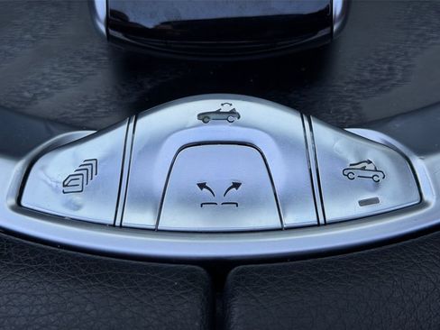 Used 2019 Mercedes-Benz C 300 4MATIC Cabriolet image 32