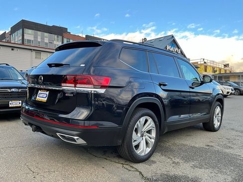 Used 2022 Volkswagen Atlas SE w/ Panoramic Sunroof Package image 8