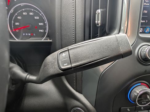 Used 2021 Chevrolet Silverado 1500 LT Trail Boss w/ Convenience Package II image 31