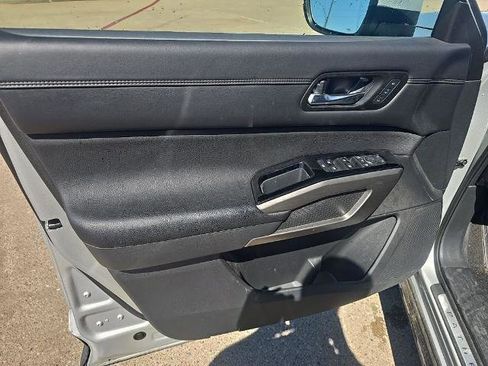 Certified 2023 Nissan Pathfinder Platinum image 14