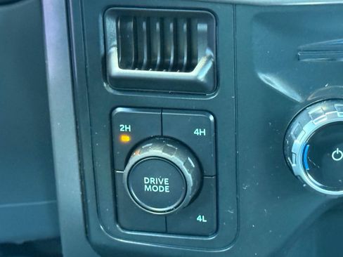 Used 2025 Ford F150 XLT w/ Equipment Group 301A Standard AWD/4WD image 21