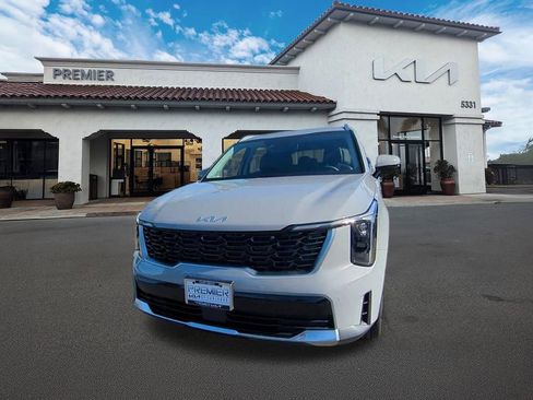 New 2026 Kia Sorento S image 3