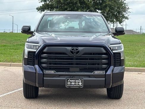 New 2026 Toyota Tundra Limited AWD/4WD image 3