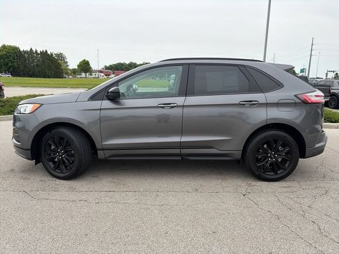 Used 2024 Ford Edge SE w/ Black Appearance Package AWD/4WD image 4