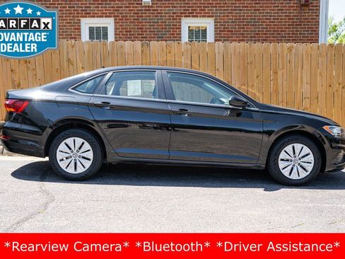 Used 2019 Volkswagen Jetta SE FWD image 5