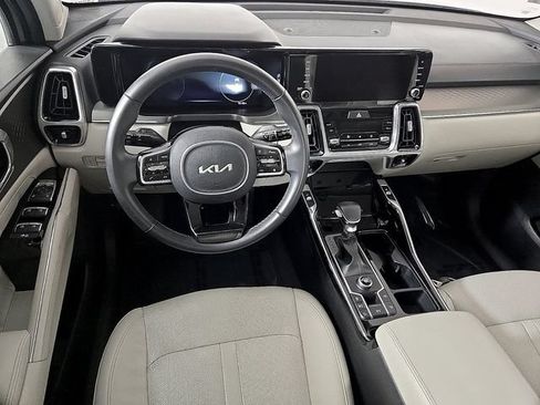 Used 2023 Kia Sorento SX FWD image 12