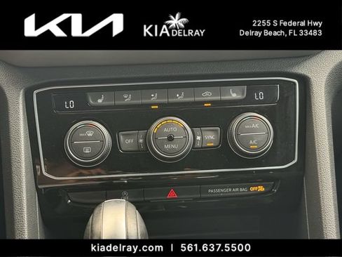Used 2023 Volkswagen Atlas Cross Sport SEL R-Line AWD/4WD image 23