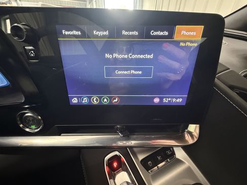 Used 2020 Chevrolet Corvette Stingray Preferred Cpe w/ 2LT Preferred Equipment Group RWD image 30
