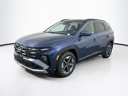 Used 2025 Hyundai Tucson SEL FWD image 3
