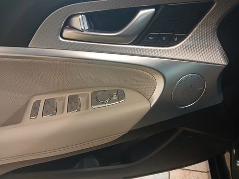 Used 2023 Genesis G70 2.0T w/ Sport Prestige Package image 17