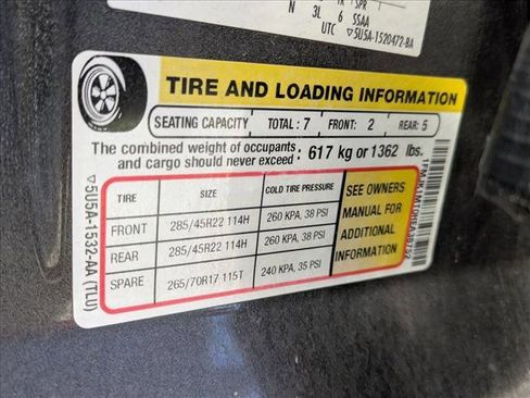 Used 2017 Ford Expedition EL Platinum image 14