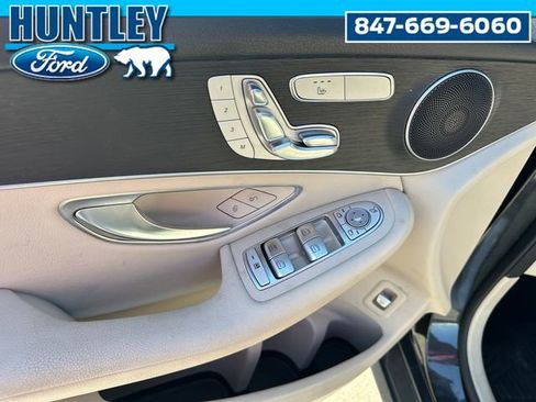 Used 2021 Mercedes-Benz GLC 300 4MATIC w/ Driver Assistance Package image 22