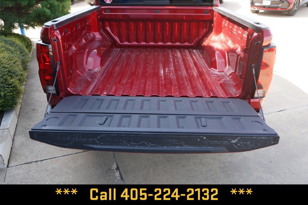 New 2026 Chevrolet Colorado Trail Boss AWD/4WD image 15