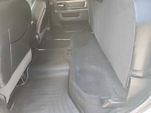 Used 2016 RAM 3500 SLT AWD/4WD image 35