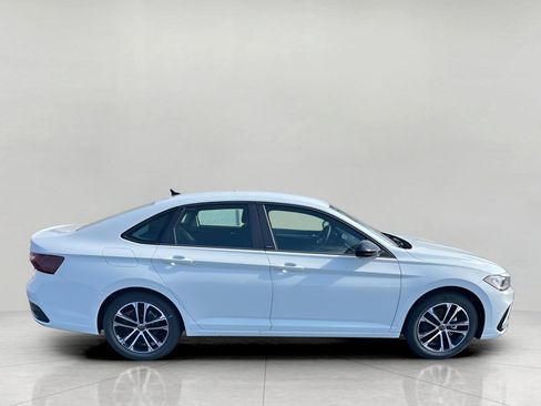 New 2025 Volkswagen Jetta Sport image 8