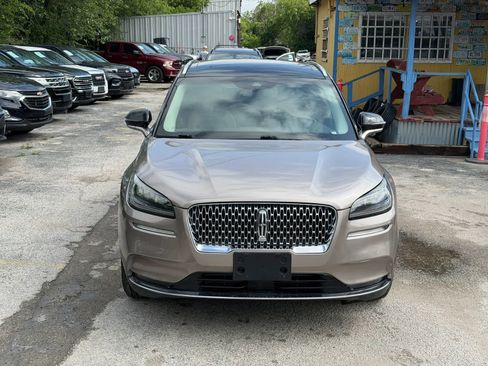 Used 2021 Lincoln Corsair Reserve w/ Elements Package FWD image 5