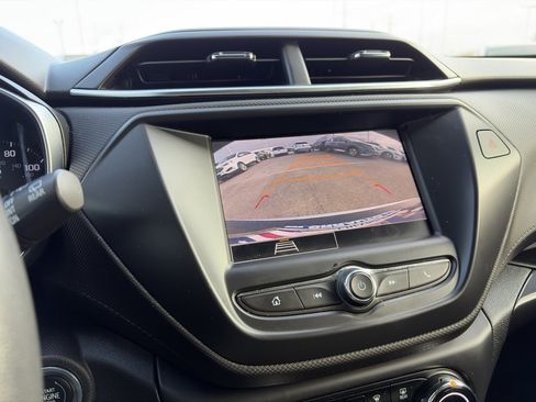 Used 2022 Chevrolet TrailBlazer LT image 23