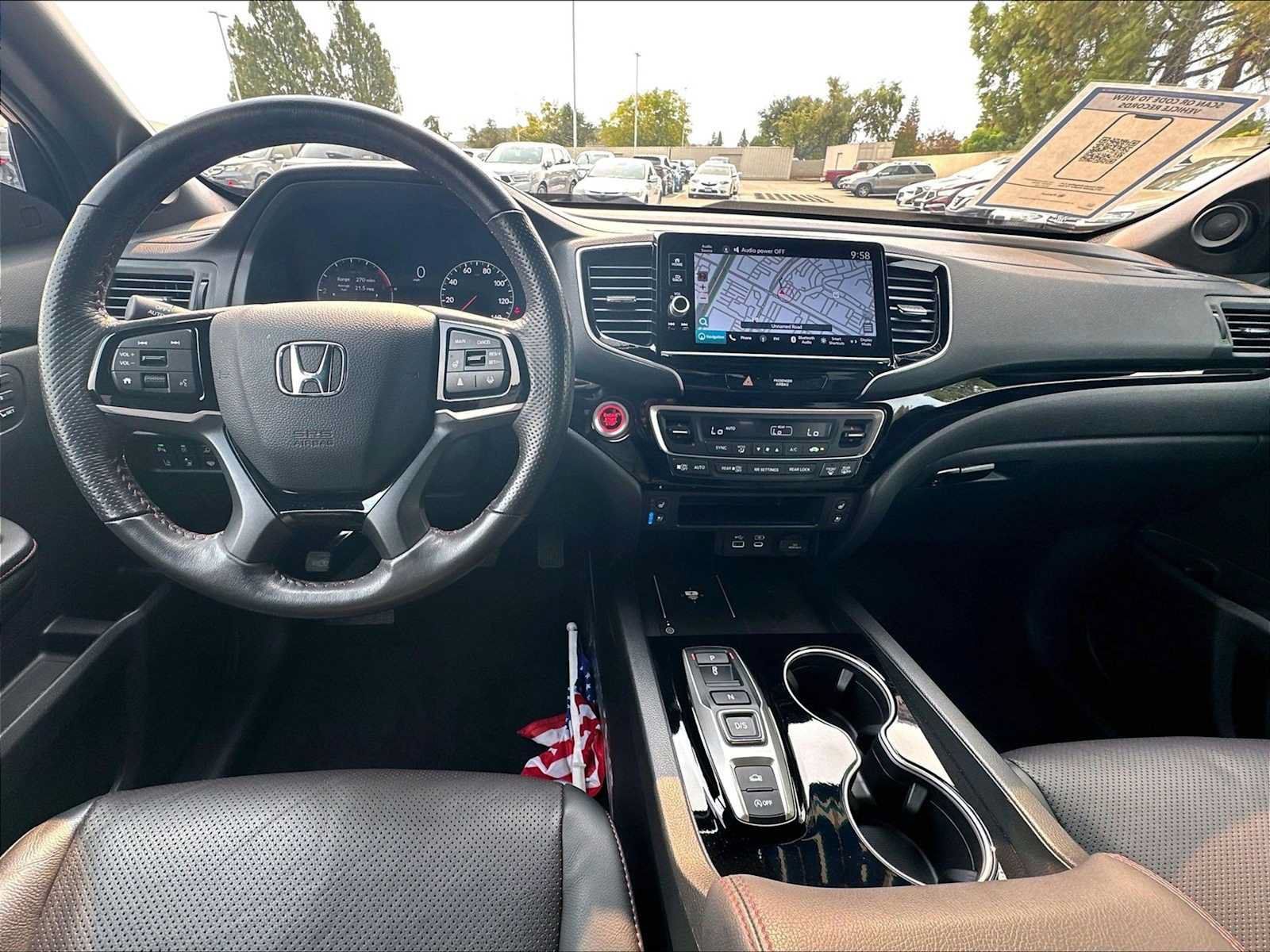 Used 2025 Honda Ridgeline Black Edition image 16