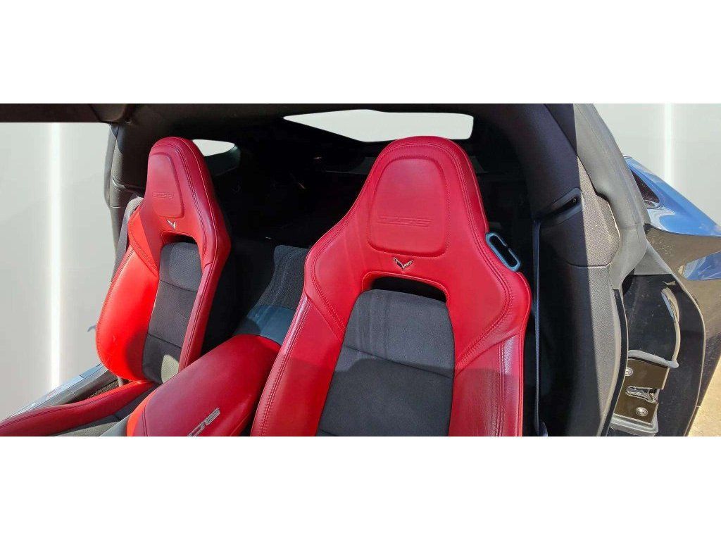 Used 2016 Chevrolet Corvette Z06 w/ Z07 Performance Package RWD image 21