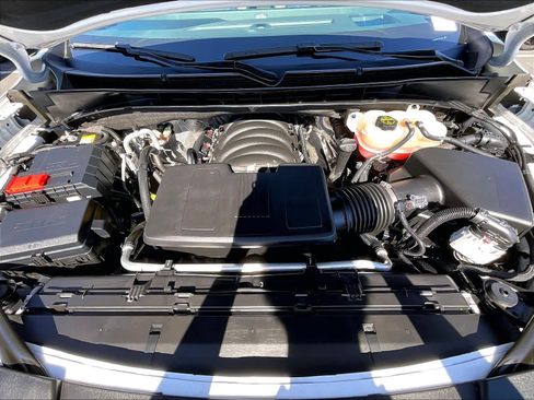 Used 2025 Cadillac Escalade Sport Platinum image 12