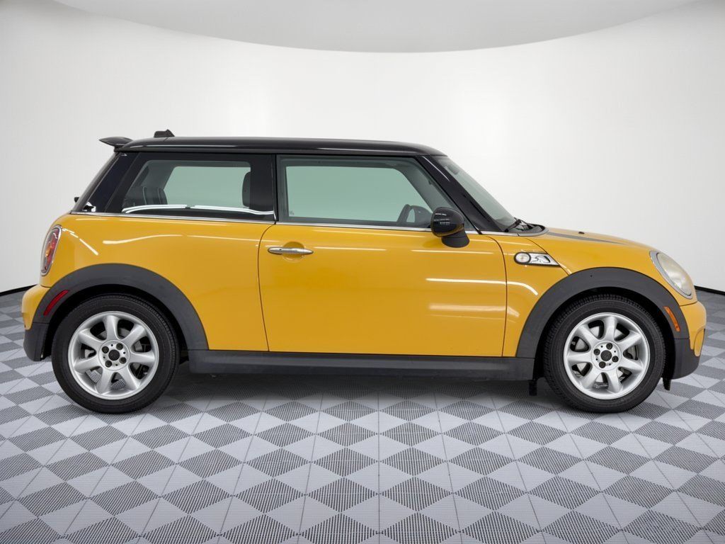 Used 2009 MINI Cooper S FWD image 8